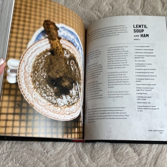 COOKBOOK * RED ROOSTER of HARLEM The cookbook by Marcus Samuelsson. - Picture 6 of 16